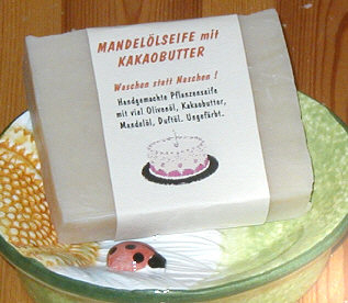 Mandelölseife mit Kakaobutter